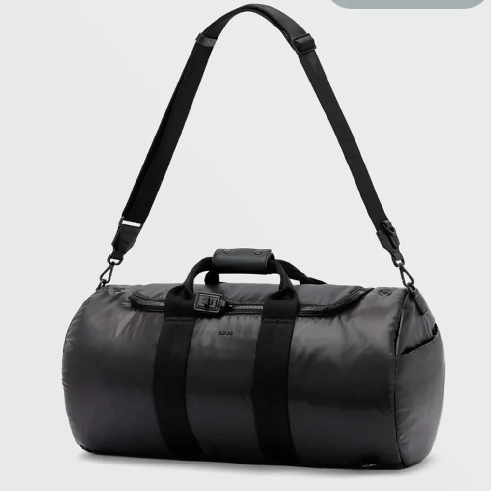 Caraa x Free People Remus Waterproof Convertible Duffel Bag NWT - Picture 4 of 16